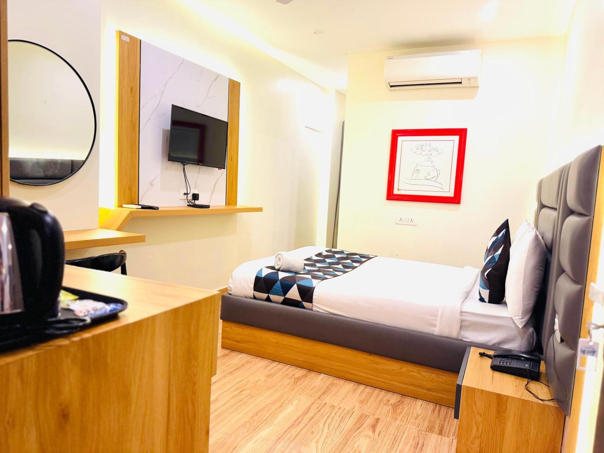 White Ridge Premium Hotel Haiderabad Buitenkant foto