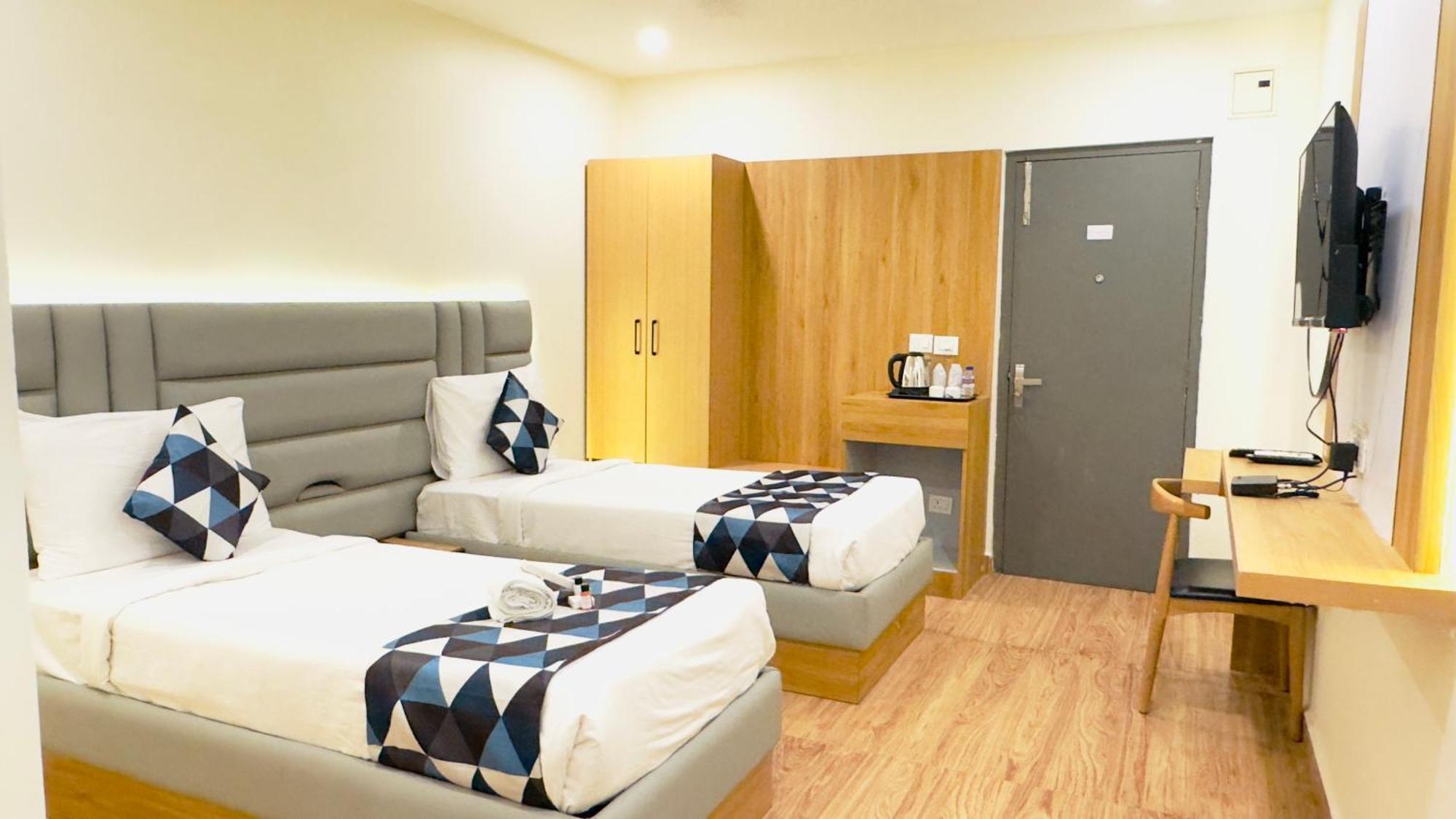 White Ridge Premium Hotel Haiderabad Buitenkant foto