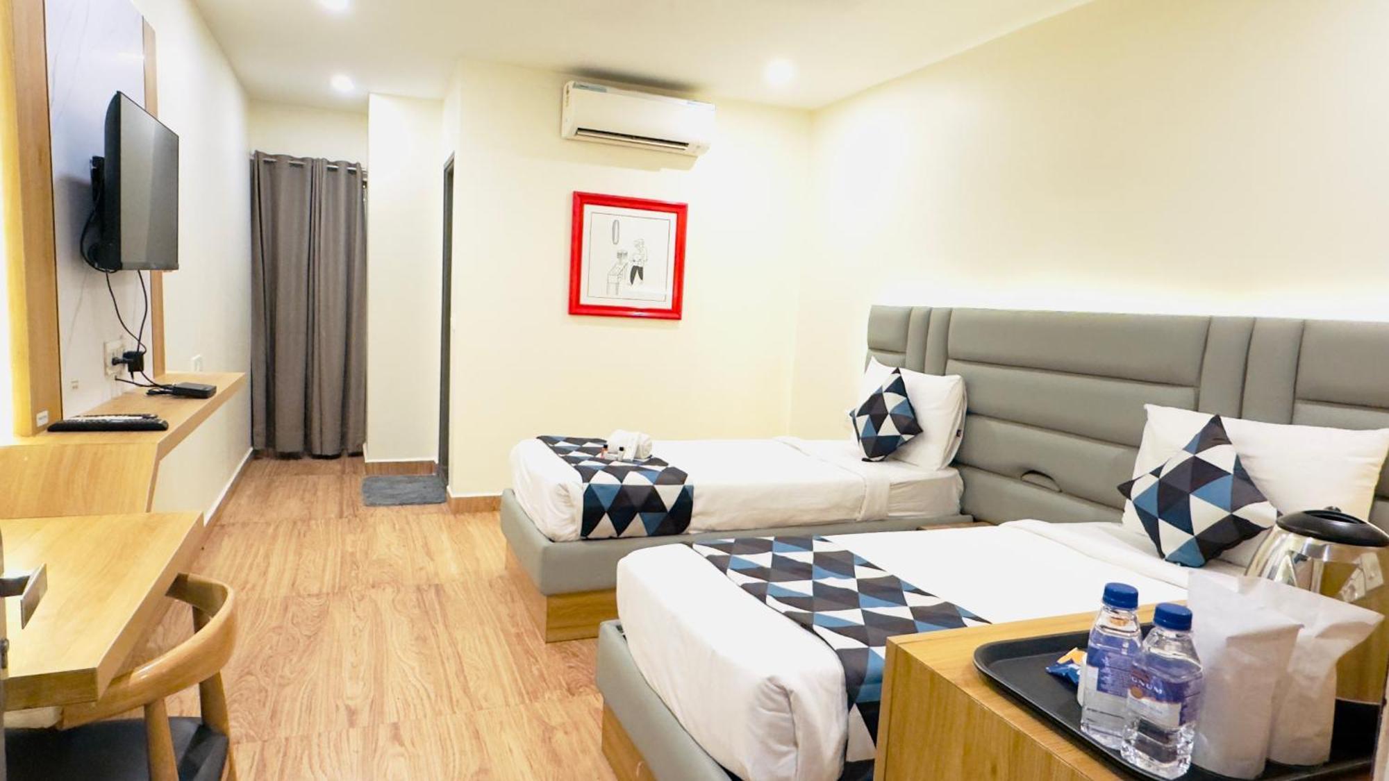 White Ridge Premium Hotel Haiderabad Buitenkant foto